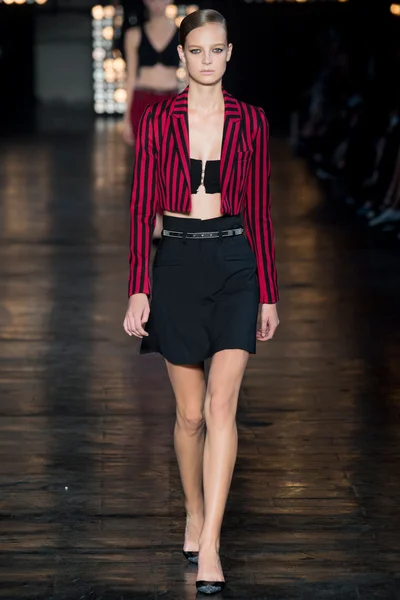 Look 9